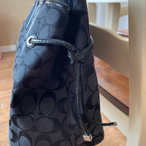 COACH Signature Stripe Drawstring Carryall - Picture 4 of 5